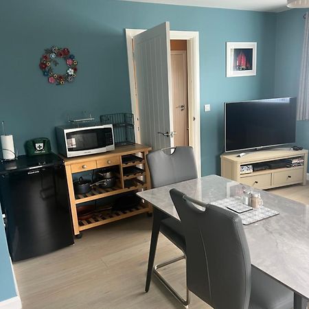 'Kodi'S Place' Well Appointed 1 Bedroom Apartment With Excellent Transport Links And Free Wi-Fi Whiteabbey Zewnętrze zdjęcie