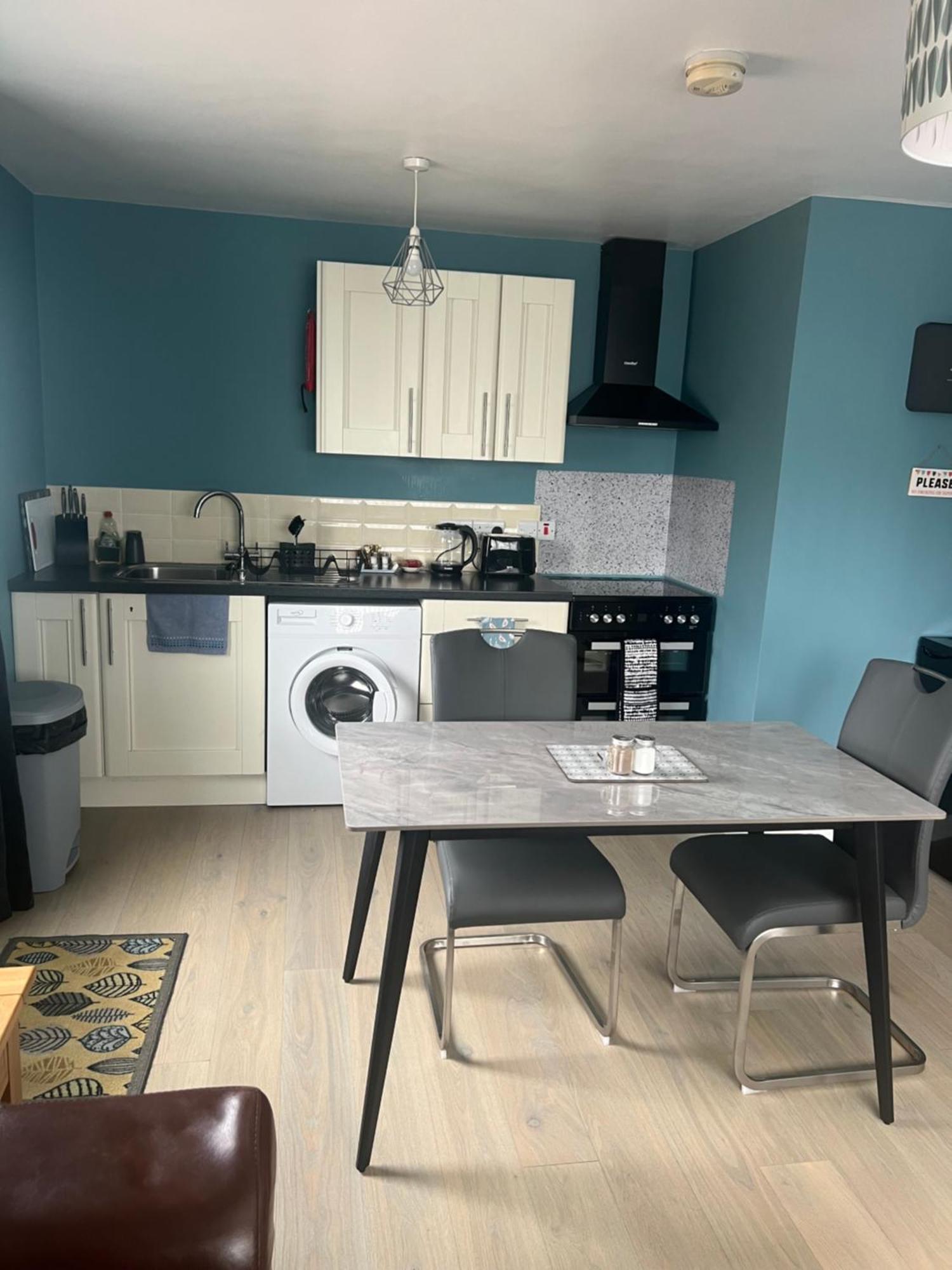 'Kodi'S Place' Well Appointed 1 Bedroom Apartment With Excellent Transport Links And Free Wi-Fi Whiteabbey Zewnętrze zdjęcie